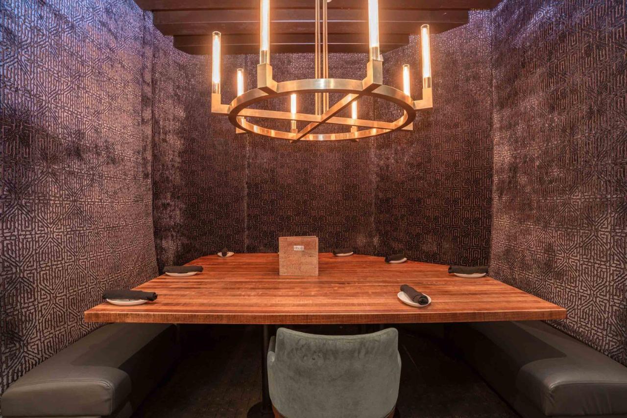 Sandman Hotel Edmonton West Экстерьер фото
